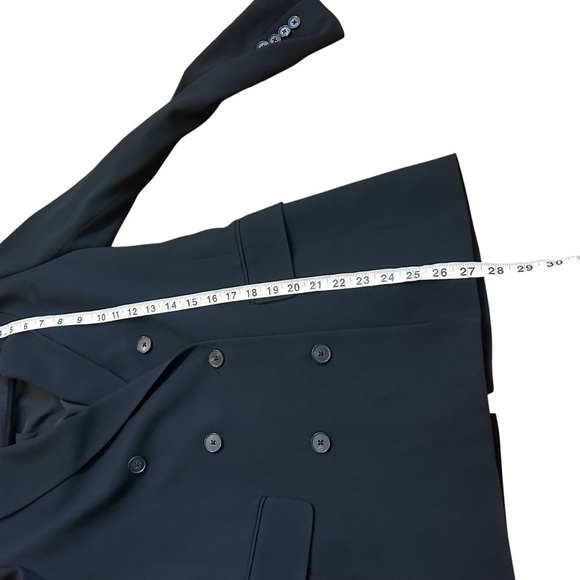 Aritzia Babaton Standout Double-Breasted Blazer - (Re)ssential- Size 2 - Picture 11 of 15